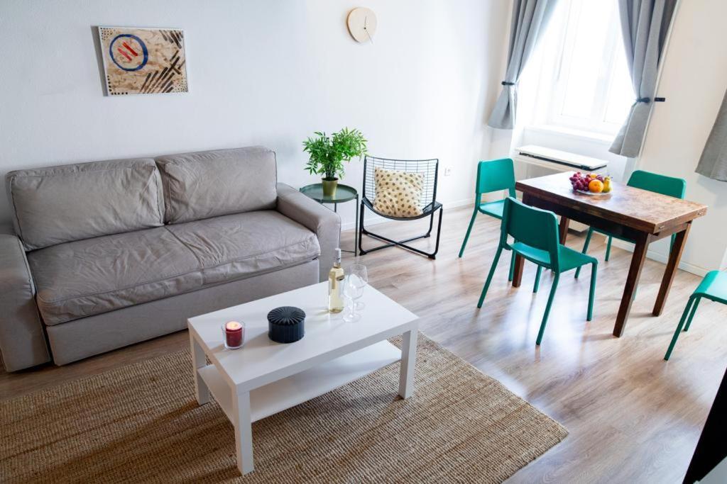 Studio Apartment Next To Famous Party House A38 Budapesta Exterior foto